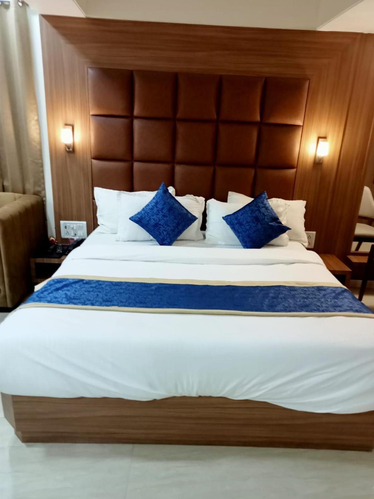 Hotel Jk Regency, Mumbai International Exterior photo