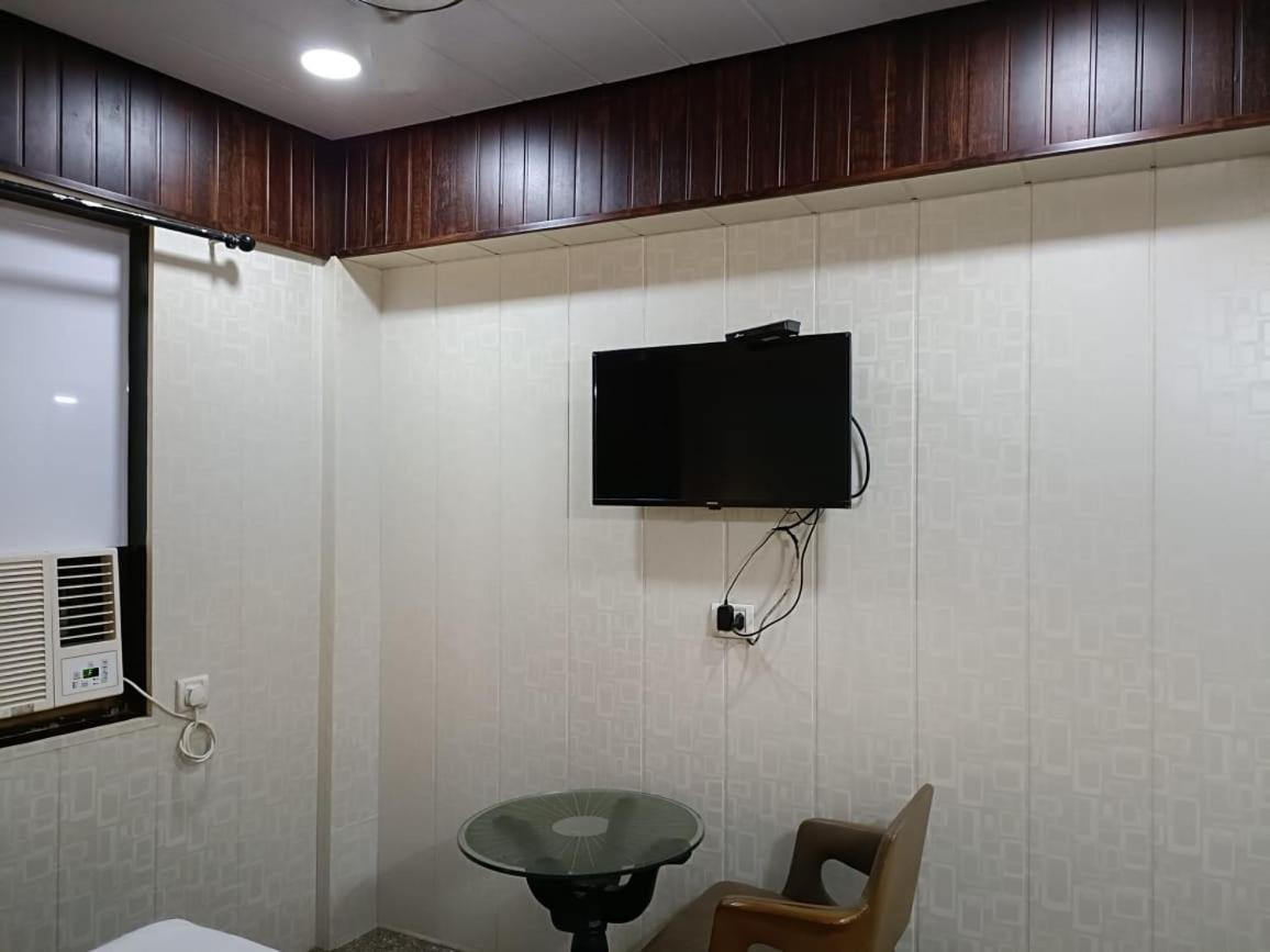Hotel Jk Regency, Mumbai International Exterior photo